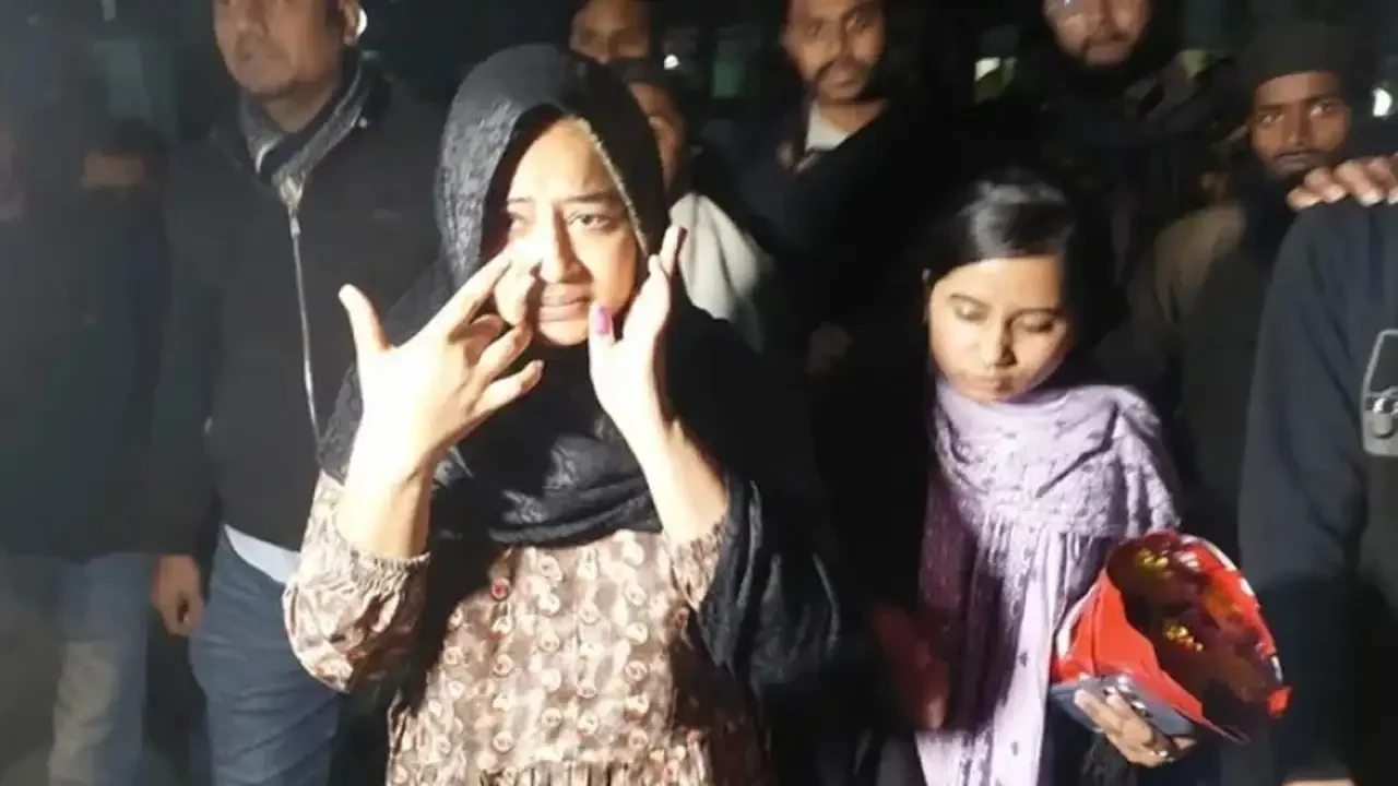 কারামুক্ত হলেন জুলাই কন্যা সুরভী